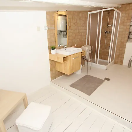 Biancorosa Apartment *